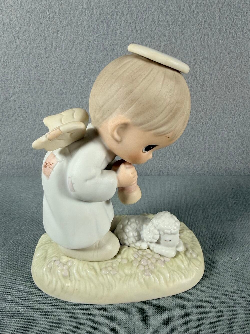 Precious Moments God’s Ray Of Mercy PM841 Collectors Club Special Edition